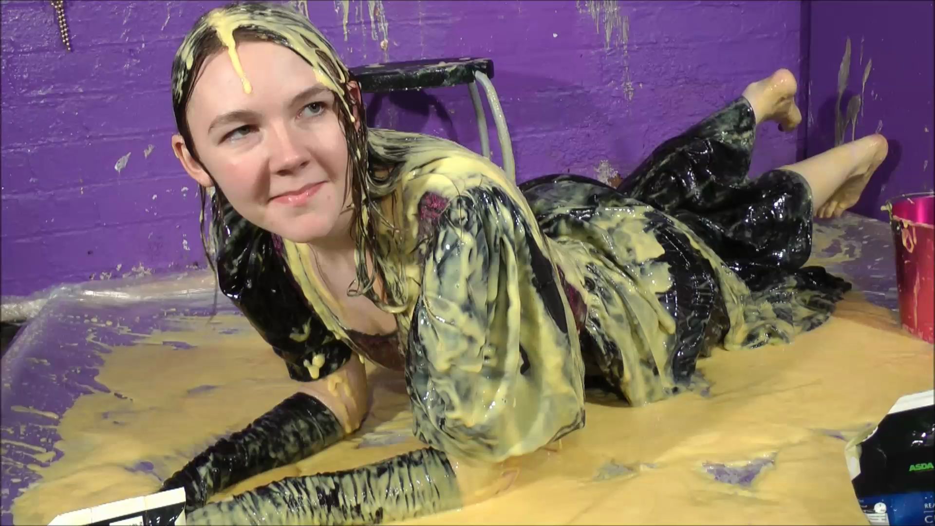 messy-gown-and-opera-gloves_main.jpg
