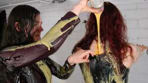 shiny-and-messy_13.jpg