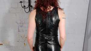shiny-and-messy_4.jpg