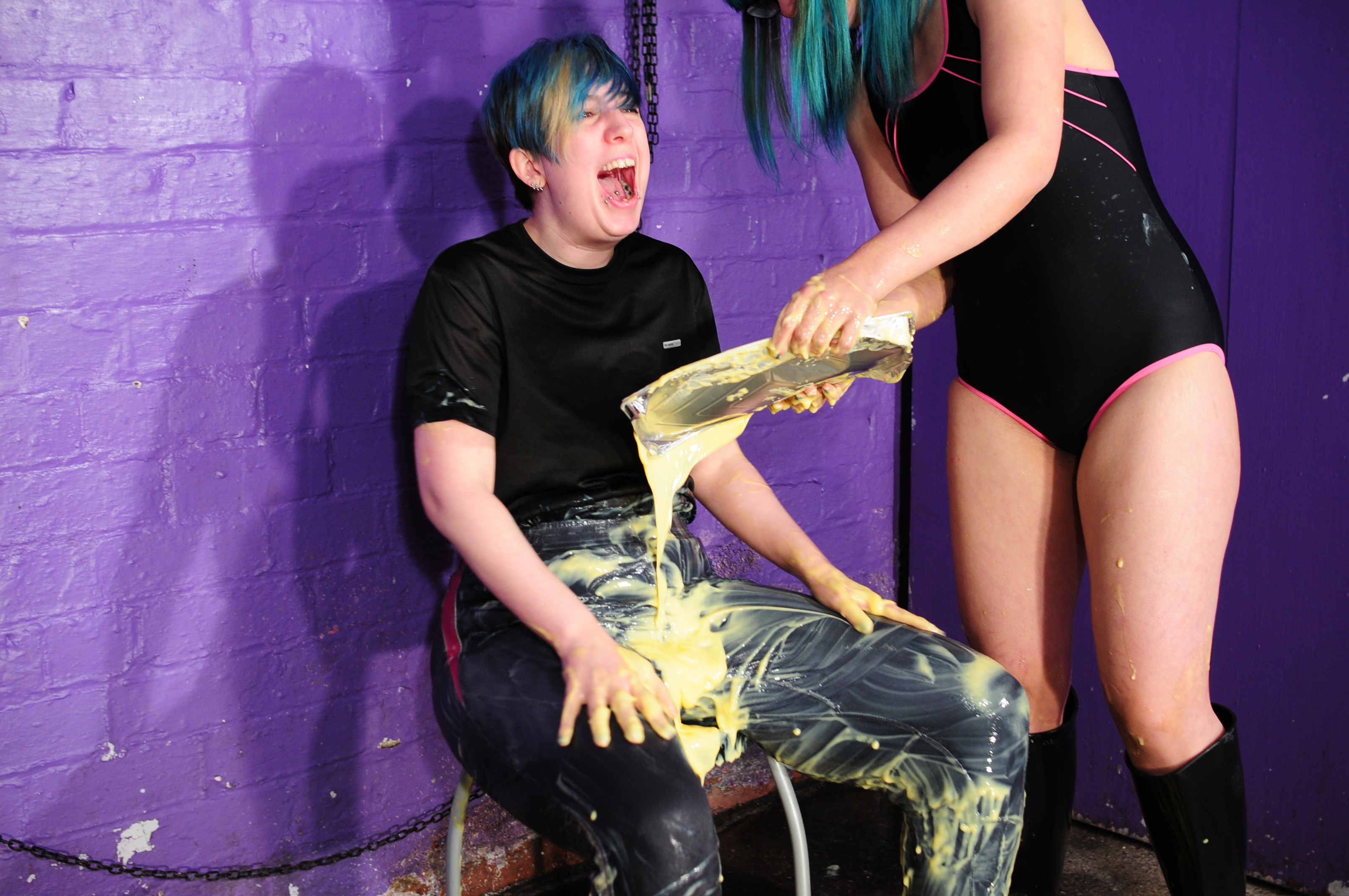sportswear-custard-filling_main.jpg